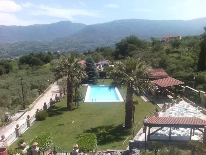 Agriturismo Borgo Nuovo Sant'Agata Dei Goti Hotel Migliara-San Silvestro Bagian luar foto
