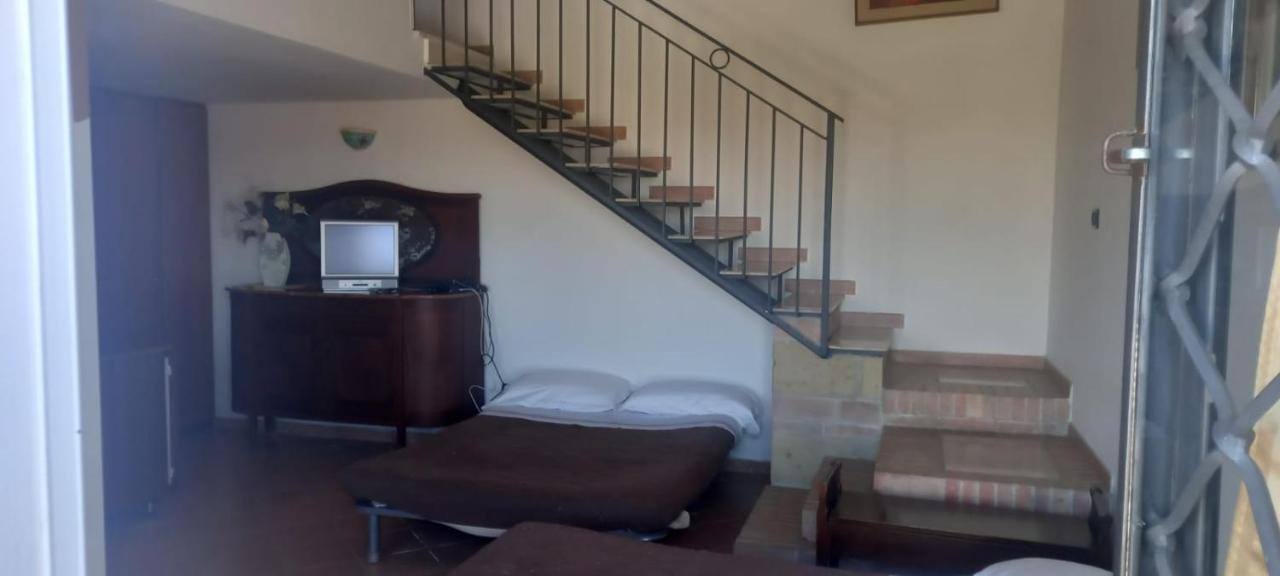 Agriturismo Borgo Nuovo Sant'Agata Dei Goti Hotel Migliara-San Silvestro Bagian luar foto